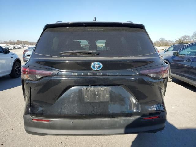 2024 Toyota Sienna XLE