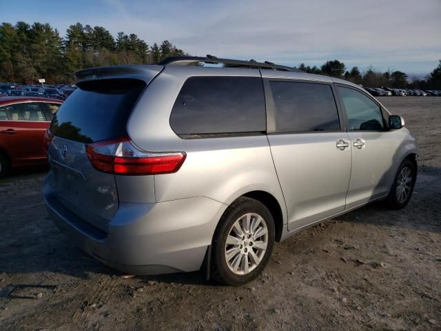 2015 Toyota Sienna LE