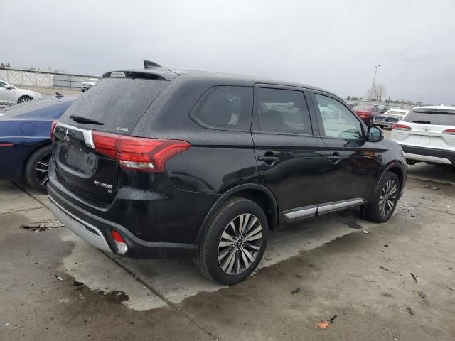 2019 Mitsubishi Outlander SE