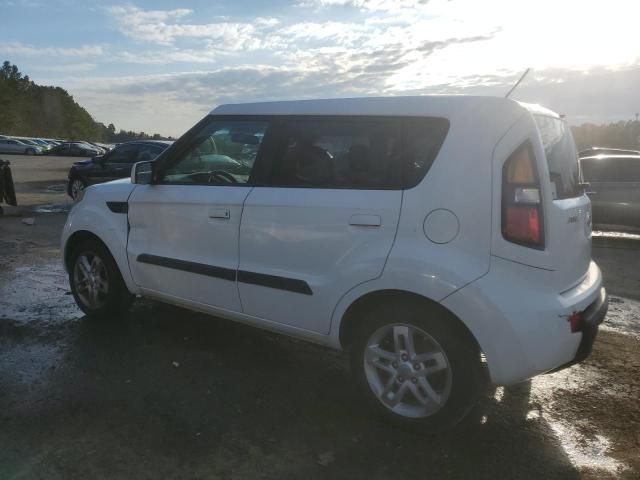 2010 KIA Soul +