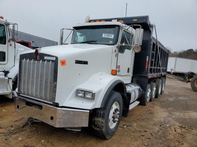 2014 Kenworth Construction T800