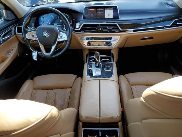 2018 BMW 750 XI