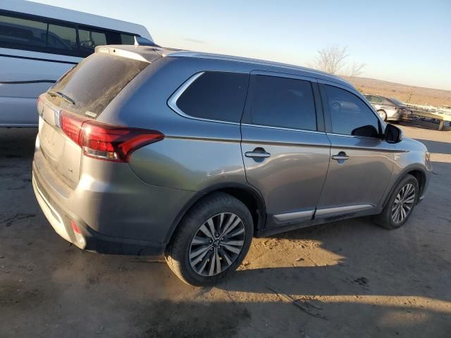 2020 Mitsubishi Outlander SE