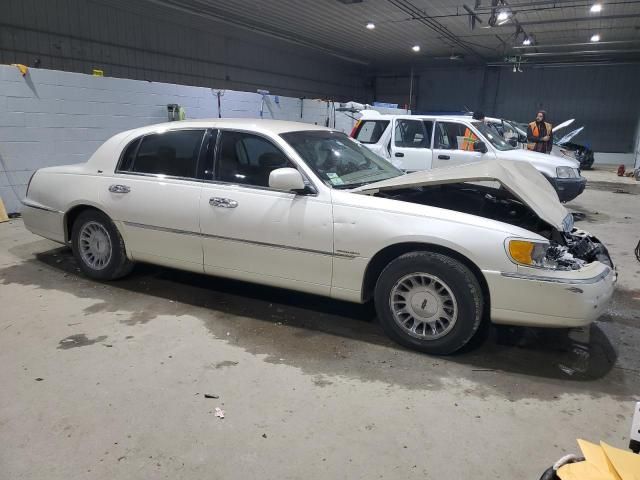 2000 Lincoln Town Car Cartier