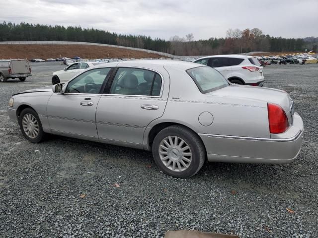 2004 Lincoln Town Car Ultimate