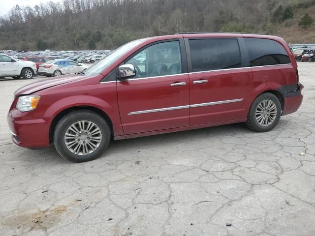 2015 Chrysler Town & Country Touring L