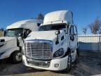 2020 Freightliner Cascadia 113