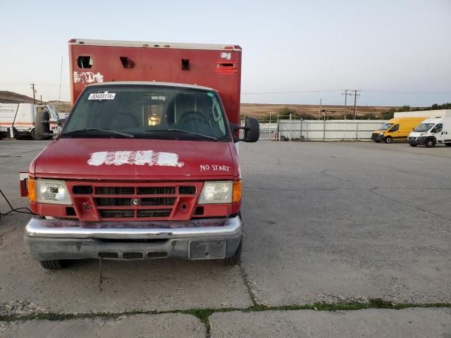 2006 Ford Econoline E450 Super Duty Cutaway Van