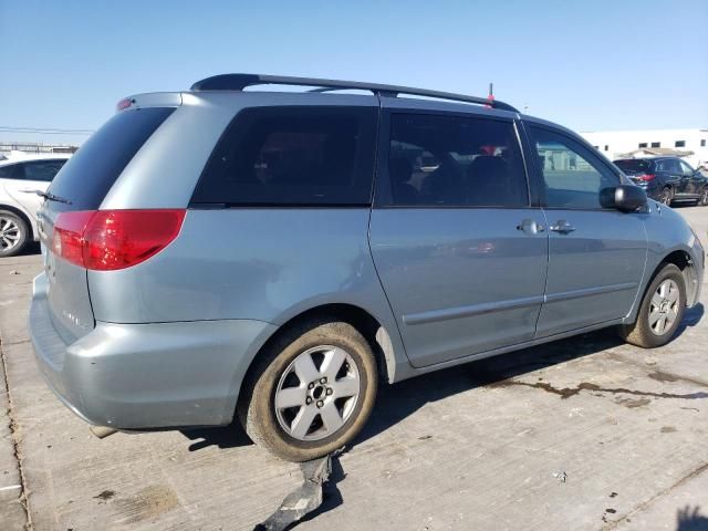 2006 Toyota Sienna CE