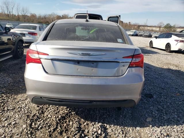 2013 Chrysler 200 Touring