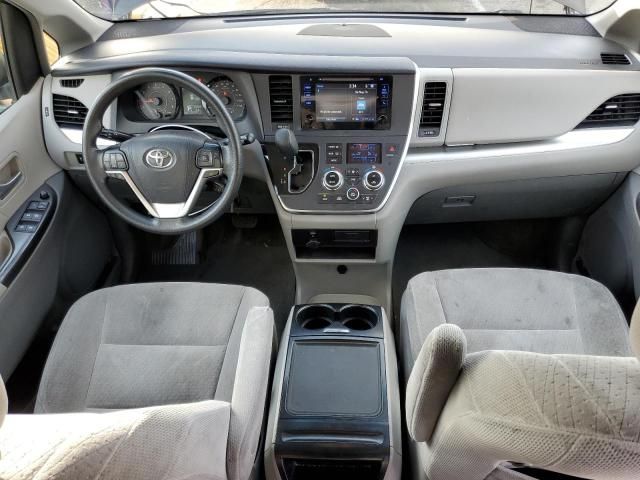 2015 Toyota Sienna LE