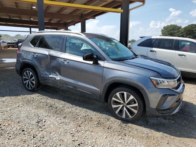 2022 Volkswagen Taos SE