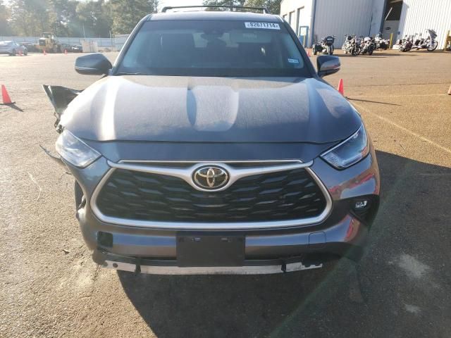 2021 Toyota Highlander L