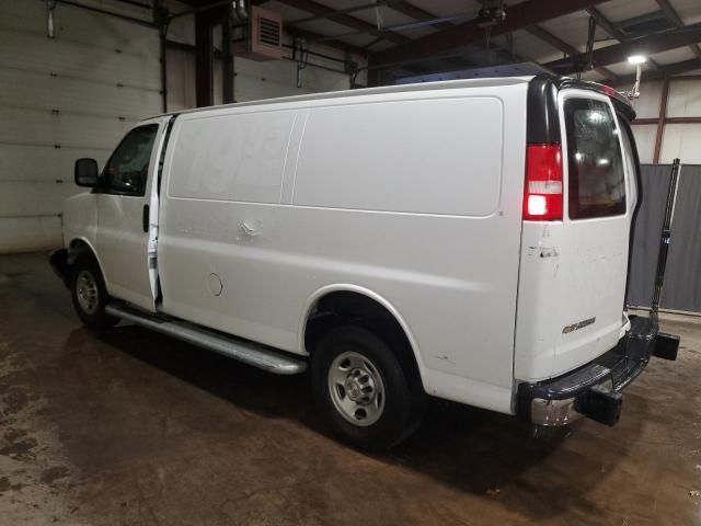 2022 Chevrolet Express G2500