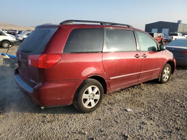 2010 Toyota Sienna CE