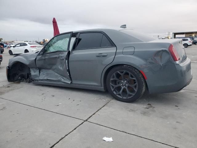 2019 Chrysler 300 Touring