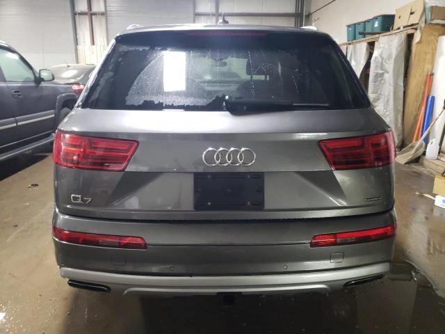 2018 Audi Q7 Premium Plus