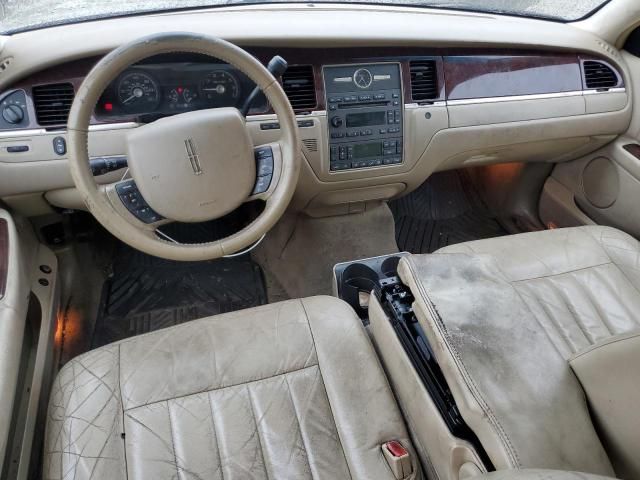 2006 Lincoln Town Car Signature