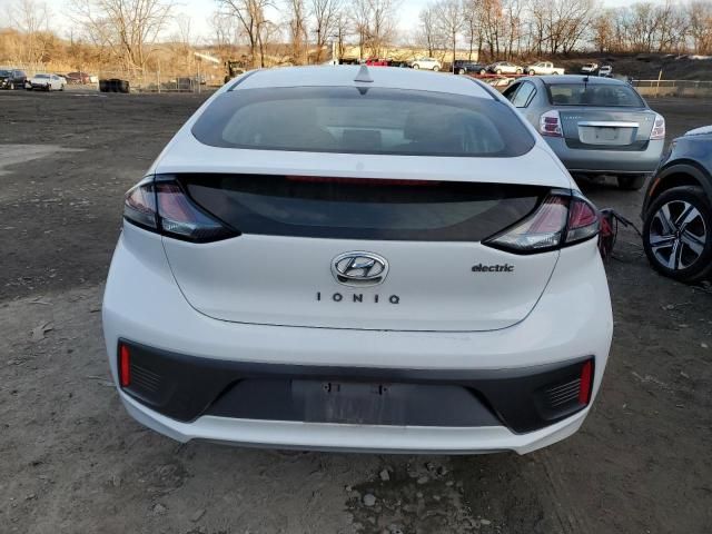 2020 Hyundai Ioniq SE