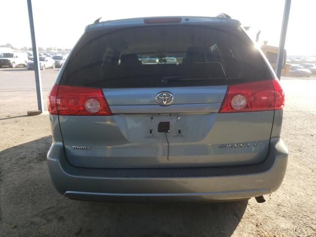 2009 Toyota Sienna CE