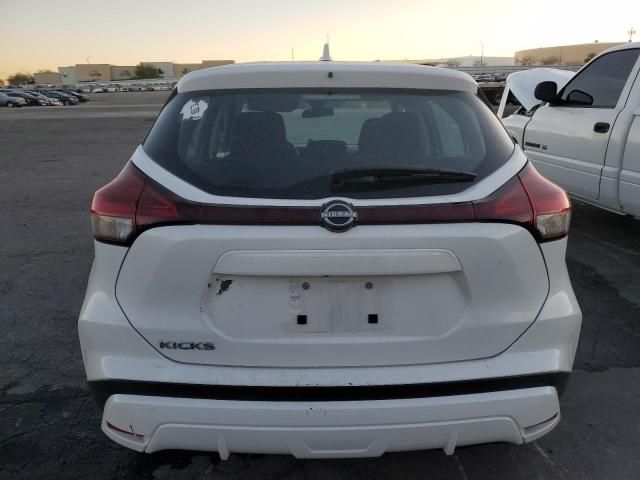 2022 Nissan Kicks S