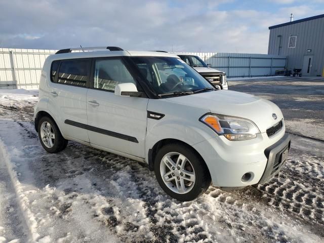 2011 KIA Soul +