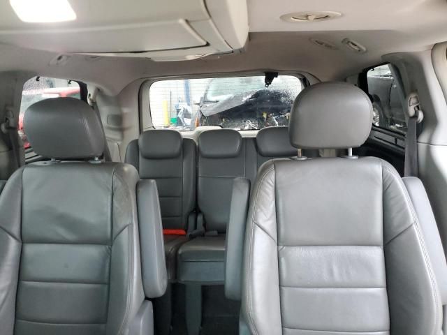 2009 Volkswagen Routan SE