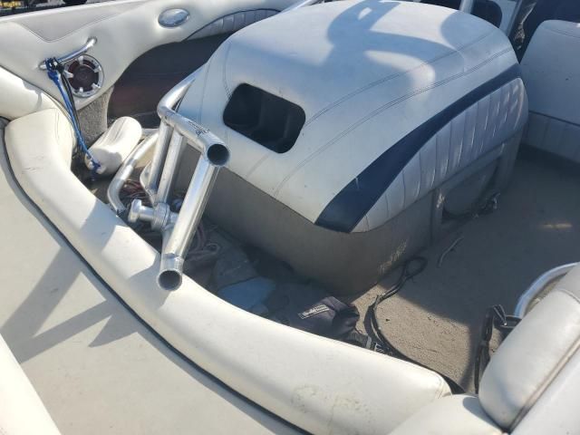 2004 Malibu Boat