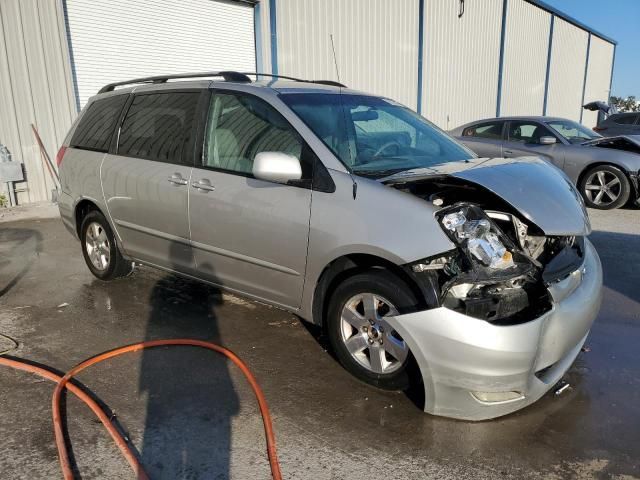 2009 Toyota Sienna XLE