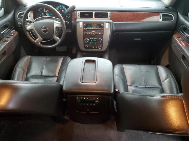 2011 GMC Yukon XL K1500 SLT