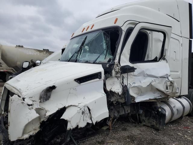 2020 Freightliner Cascadia 116