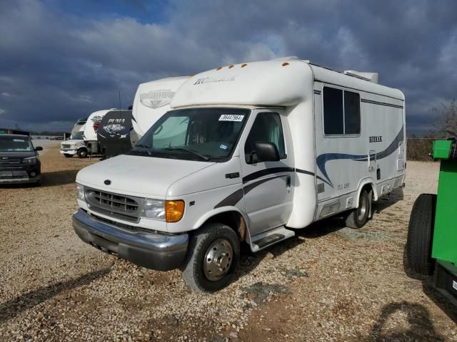 2001 Ford Econoline E350 Super Duty Cutaway Van