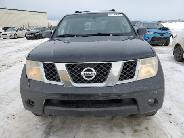 2006 Nissan Pathfinder LE