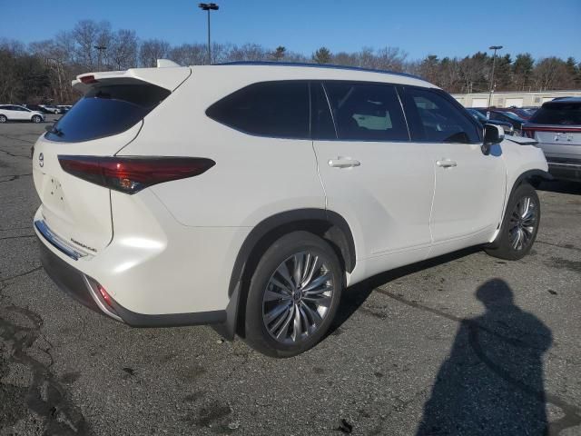 2021 Toyota Highlander Platinum