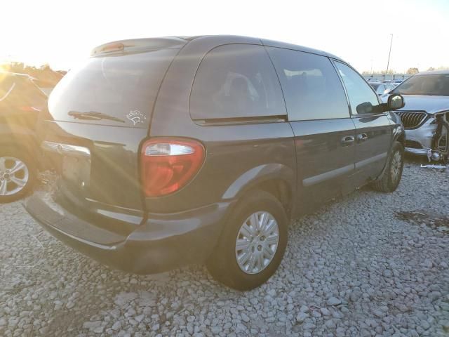 2007 Chrysler Town & Country LX