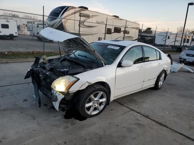 2005 Nissan Maxima SE