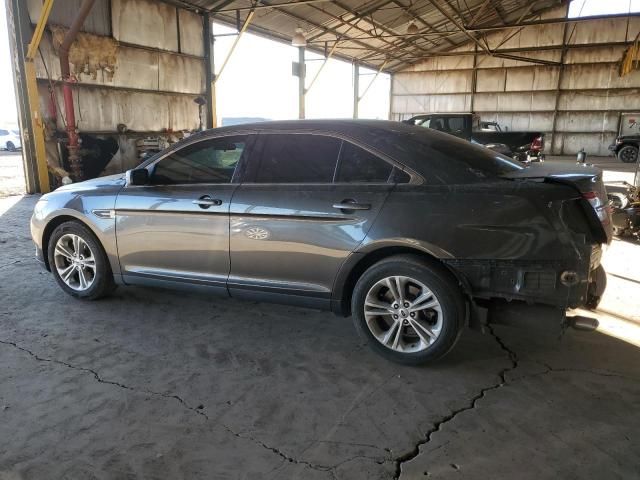 2018 Ford Taurus SE