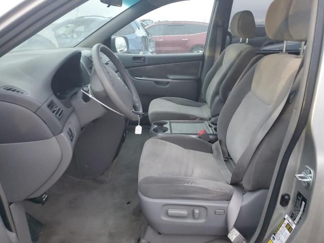 2008 Toyota Sienna CE