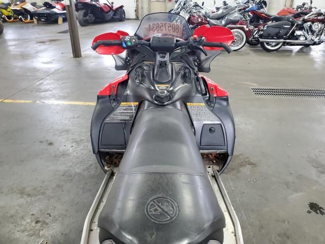 2007 Polaris Snowmobile