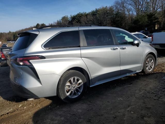 2023 Toyota Sienna XLE