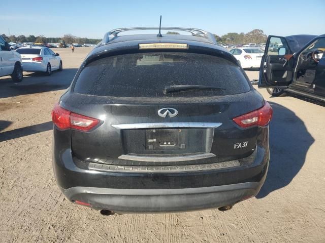 2013 Infiniti FX37