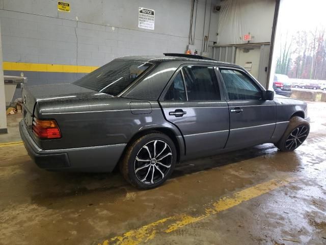 1993 Mercedes-Benz 300 E 2.8