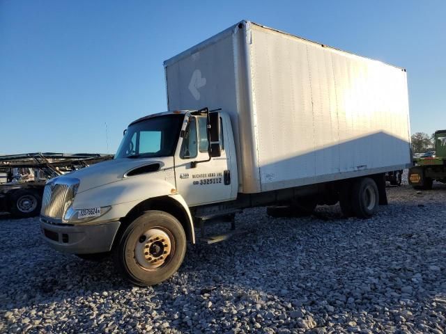 2002 International 4000 4300