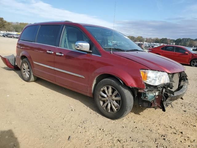 2015 Chrysler Town & Country Limited Platinum