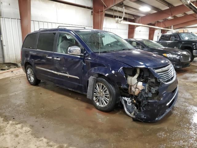 2013 Chrysler Town & Country Touring L