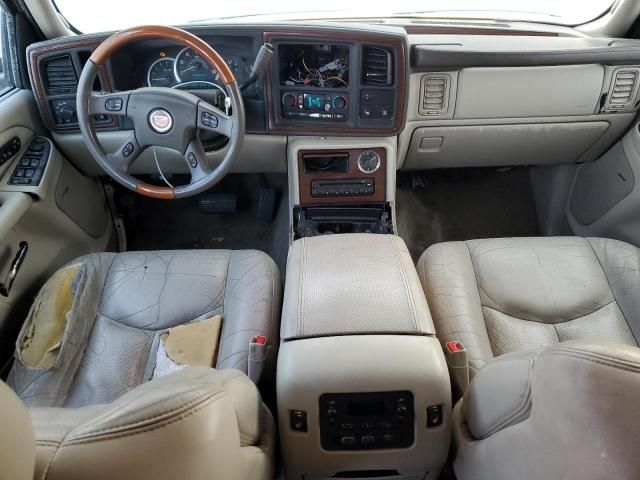 2004 Cadillac Escalade Luxury