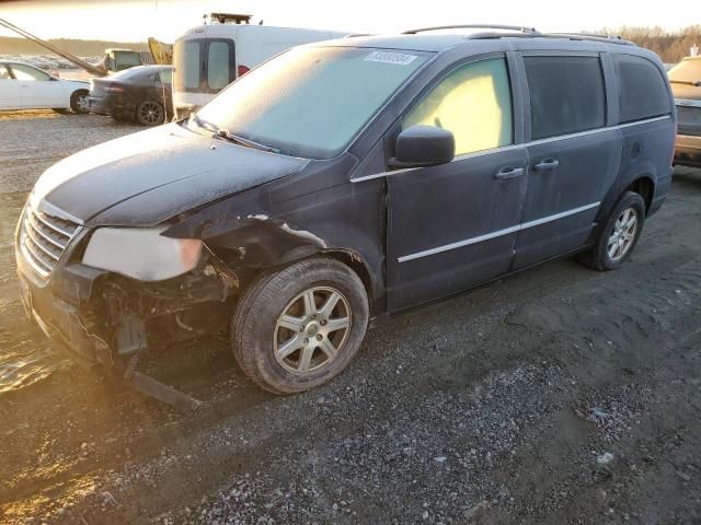 2010 Chrysler Town & Country Touring Plus