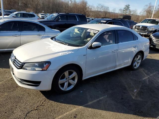 2014 Volkswagen Passat S