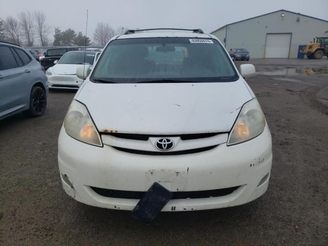 2010 Toyota Sienna CE