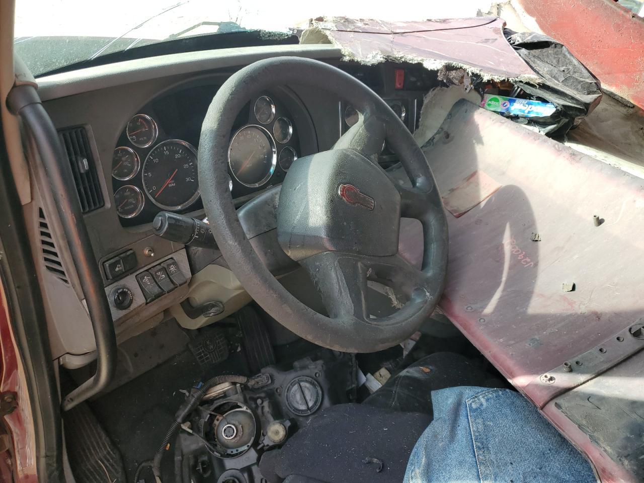 2016 Kenworth Construction T680